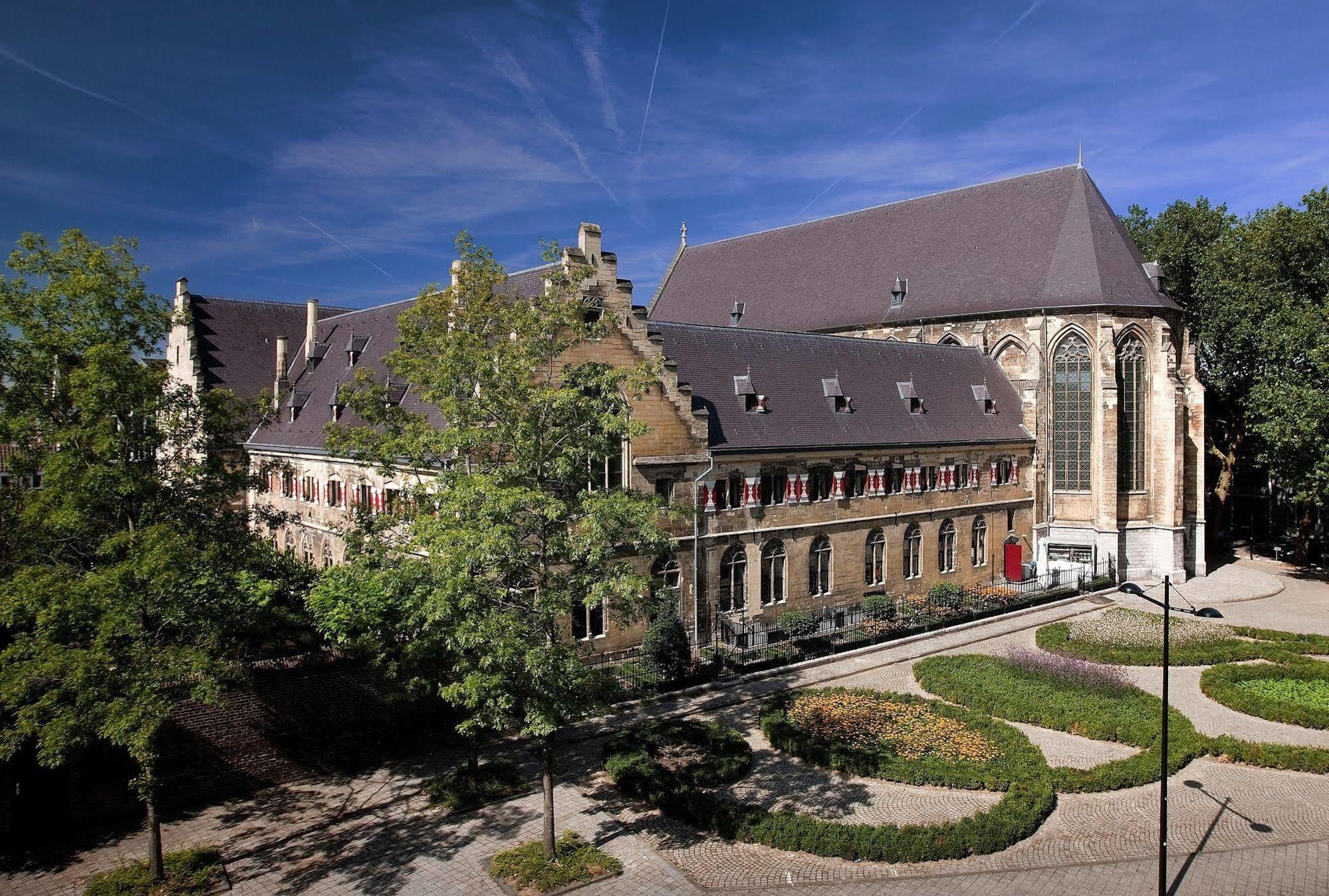 Kruisherenhotel Maastricht - Oostwegel Collection, Member Of Design Hotels Exteriör bild The University of Fribourg